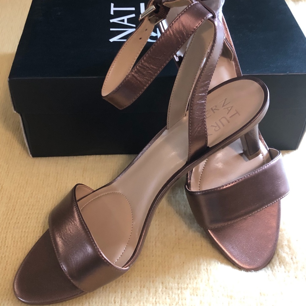 Naturalizer Caramel Pearl Sandal - NWT